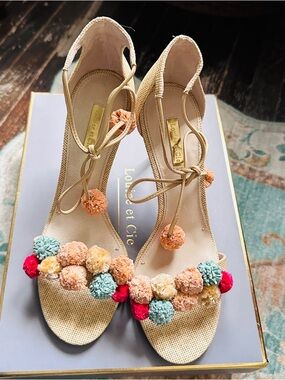 Louis et cie Beige Pom-Pom Lace-Up Sandals 9.5